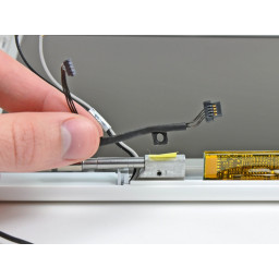 Замена кабеля инвертора MacBook Core Duo